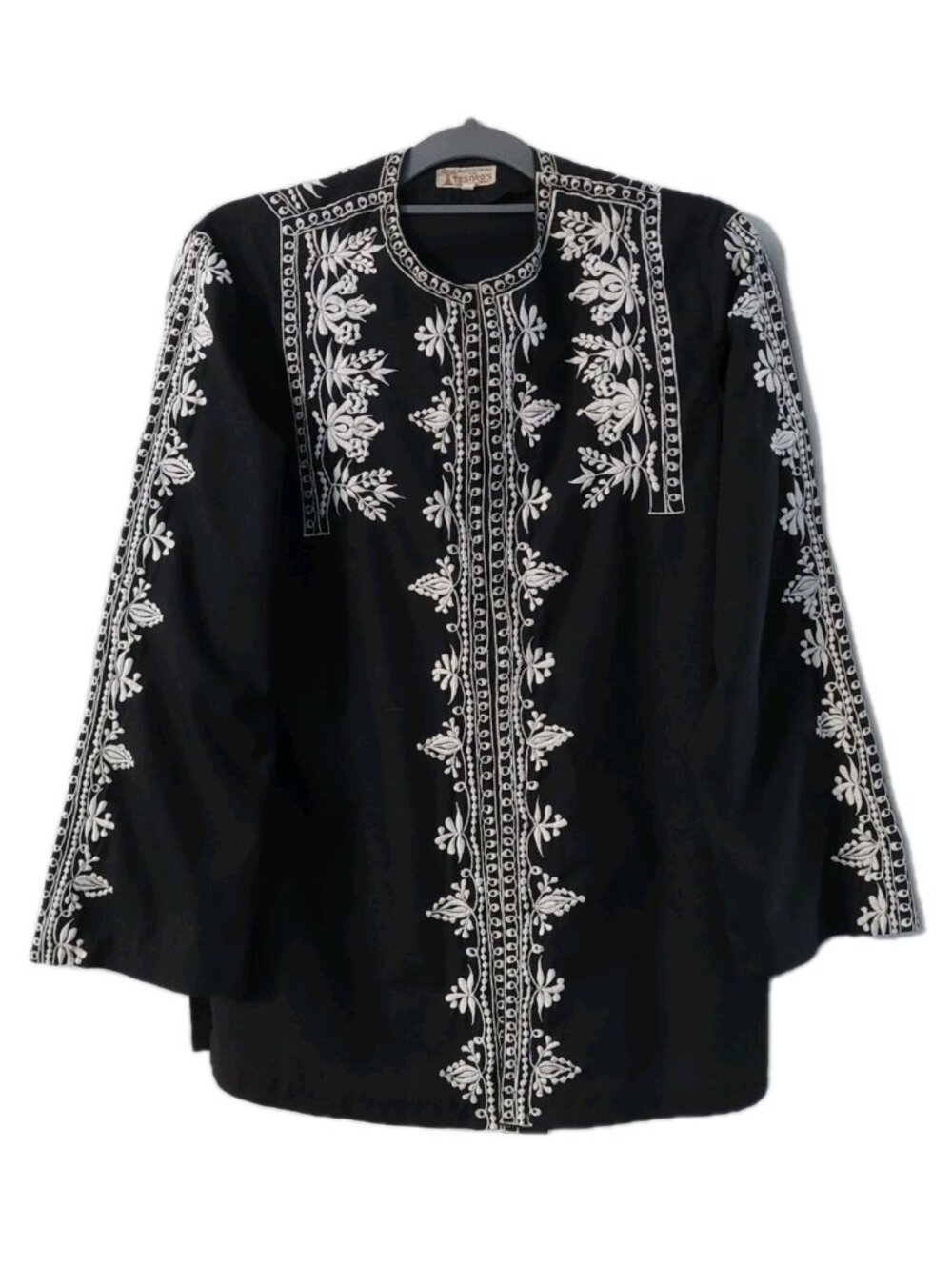 Tesoros Blazer Womens Size Medium Black White Embroidered Vintage READ